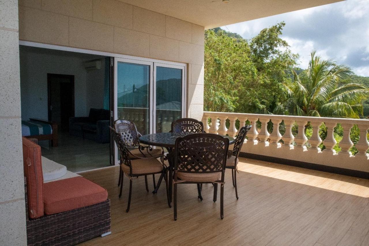 Amanda Villa - Best Value Mountain Top Inn Au Cap Habitación foto